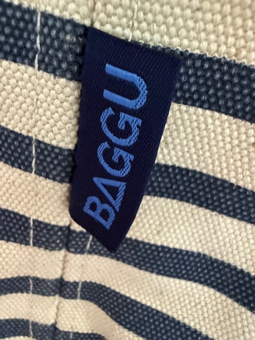 BAGGU Navy Stripe Canvas Weekender Duffel Travel Tote Recycled Cotton - Picture 2 of 8